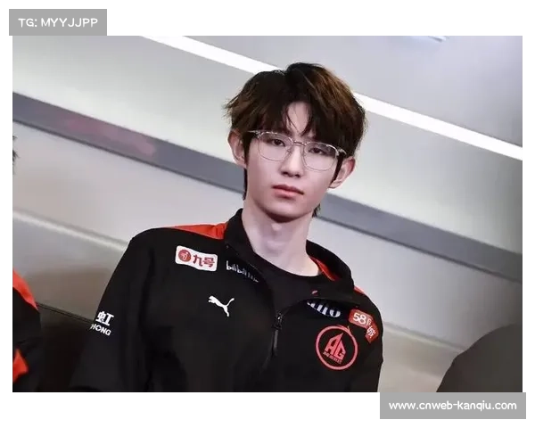 一诺荣获王者荣耀电竞世界杯最受欢迎选手奖 展现顶尖实力与人气魅力 一诺荣获王者荣耀电竞世界杯最受欢迎选手奖 展现顶尖实力与人气魅力
